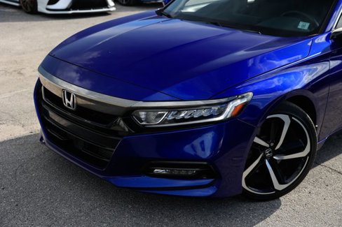Used 2018 Honda Accord Sport image 32