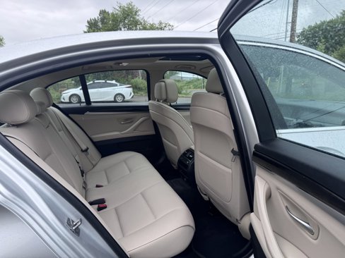 Used 2012 BMW 528i xDrive Sedan image 24