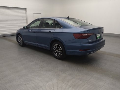 Used 2021 Volkswagen Jetta SE image 3