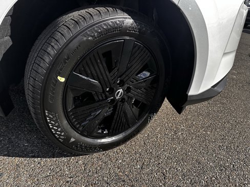 New 2025 Nissan Murano SV image 9