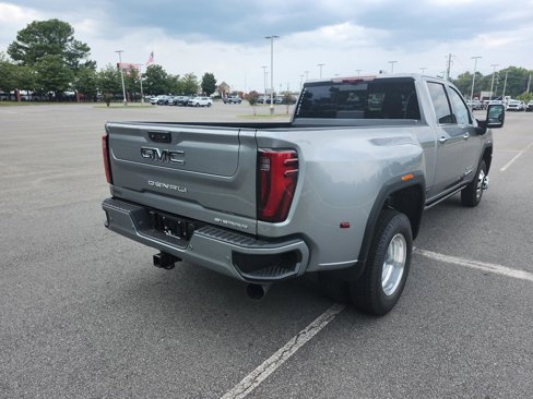 New 2026 GMC Sierra 3500 Denali Ultimate image 3