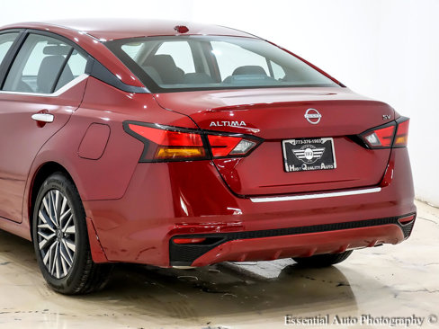 Used 2023 Nissan Altima 2.5 SV image 9