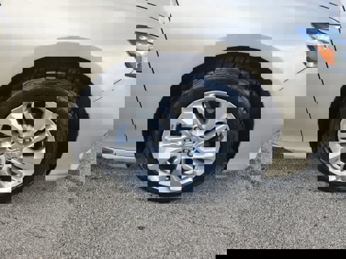 Used 2019 Honda Accord LX image 9