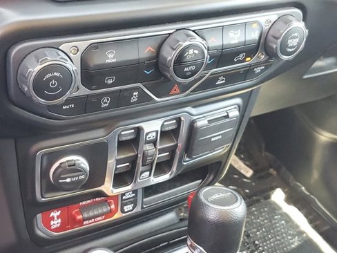 Used 2022 Jeep Gladiator Rubicon w/ LED Lighting Group image 25