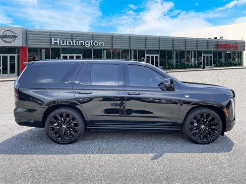 Used 2025 Cadillac Escalade Sport Platinum w/ LPO, ONYX Package image 5