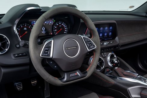 Used 2022 Chevrolet Camaro ZL1 image 31