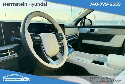 Used 2025 Hyundai Santa Fe Calligraphy image 18