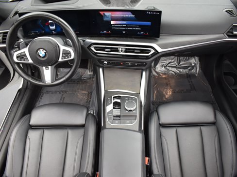 Used 2024 BMW M440i Convertible w/ Premium Package image 11