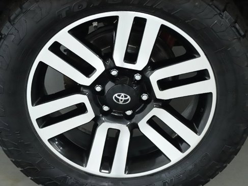 Used 2016 Toyota 4Runner Limited image 12