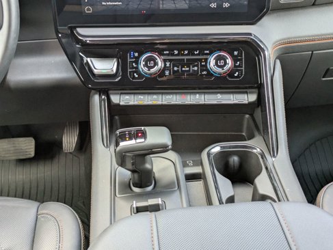 Used 2024 GMC Sierra 1500 AT4 w/ Technology Package image 18