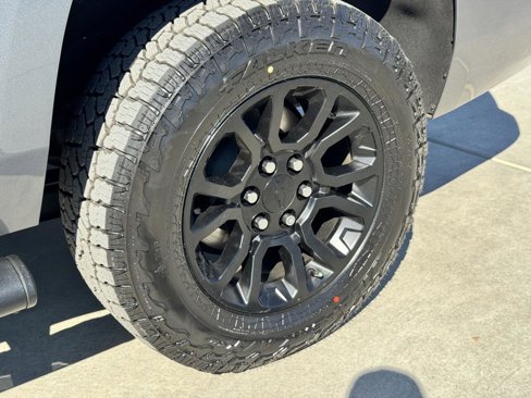 Used 2020 Chevrolet Tahoe LT w/ Off-Road Package image 13
