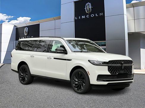 New 2025 Lincoln Navigator L Reserve image 1