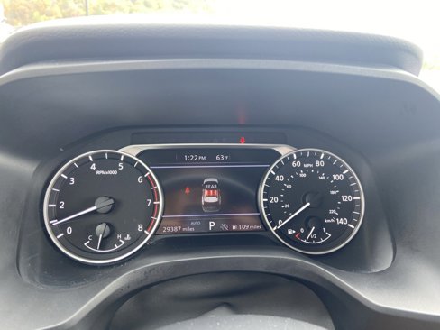 Used 2024 Nissan Rogue SV image 12