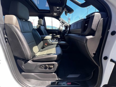 Used 2023 Chevrolet Silverado 1500 ZR2 w/ Technology Package image 28