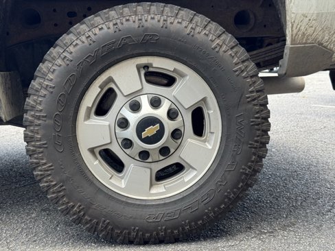 Used 2017 Chevrolet Silverado 2500 LT image 4
