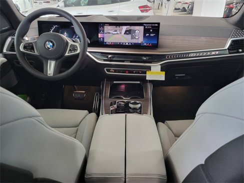 New 2026 BMW X7 xDrive40i w/ Executive Package image 7