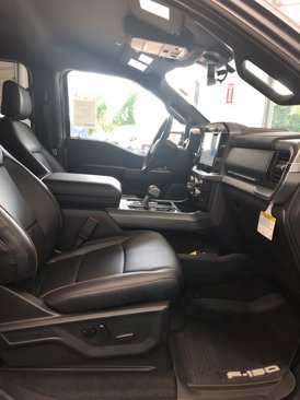 New 2025 Ford F150 Lariat w/ Equipment Group 501A Mid image 17