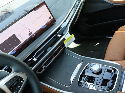 New 2026 BMW X5 xDrive50e w/ Executive Package image 23