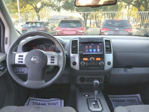 Used 2020 Nissan Frontier SV w/ Midnight Edition Floor Mats image 12