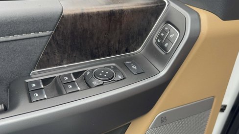 Used 2025 Ford F350 Lariat w/ Lariat Ultimate Package image 20