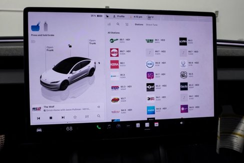 Used 2025 Tesla Model 3 Long Range image 27
