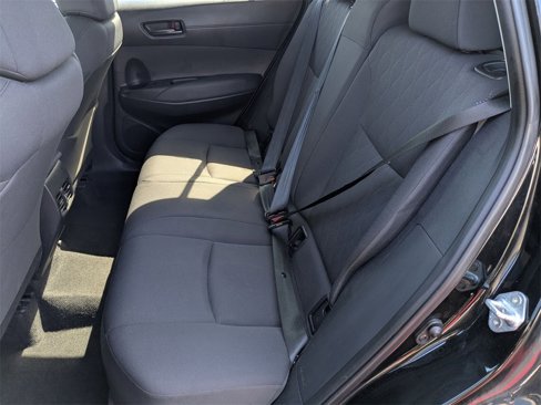 Used 2024 Toyota Corolla Cross LE image 27