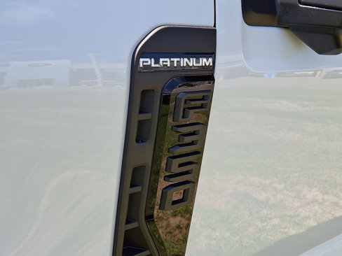 New 2025 Ford F350 Platinum image 25