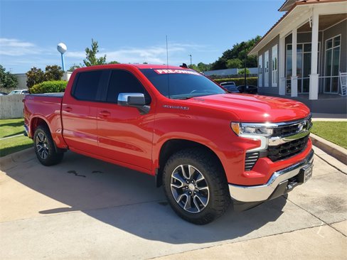 Used 2024 Chevrolet Silverado 1500 LT image 7