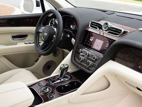 New 2025 Bentley Bentayga image 58