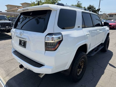 Used 2020 Toyota 4Runner SR5 Premium image 7