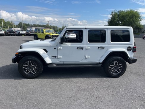 New 2025 Jeep Wrangler Sahara image 6