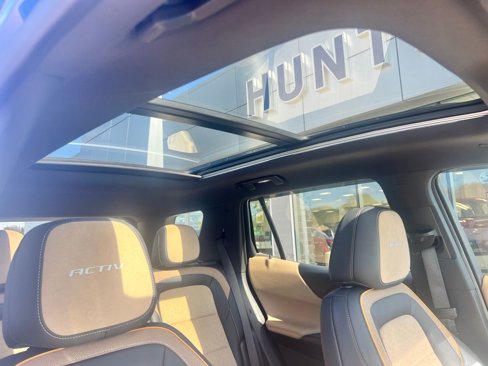 Used 2025 Chevrolet Equinox ACTIV w/ Safety and Technology Package image 39