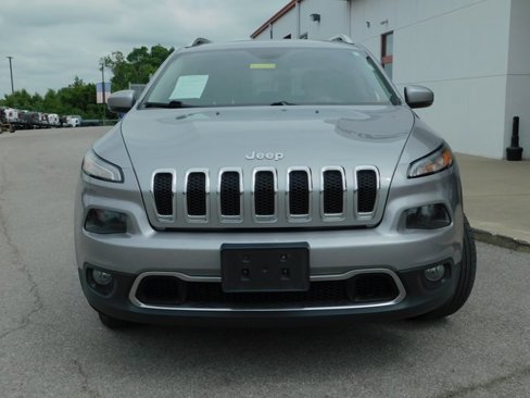 Used 2017 Jeep Cherokee Limited image 3