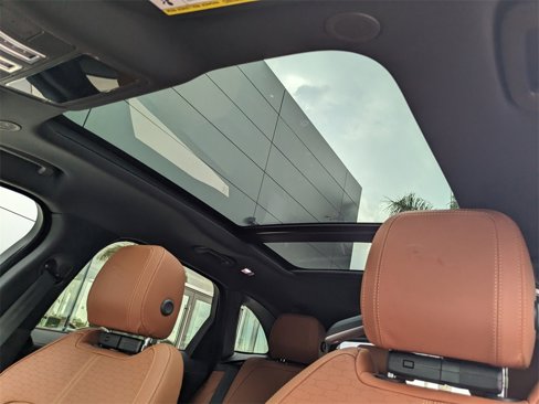 New 2026 Jaguar F-PACE R-Dynamic S image 17