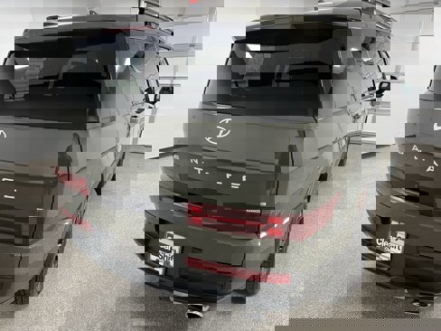Used 2024 Hyundai Santa Fe SEL image 12