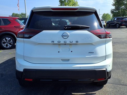 New 2026 Nissan Rogue S image 4