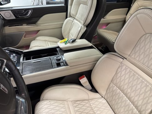 Used 2020 Lincoln Navigator L Black Label image 28