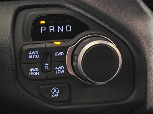 New 2026 RAM 1500 4x4 Crew Cab image 26