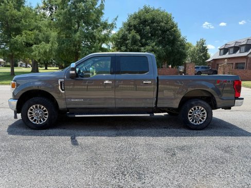 Used 2020 Ford F350 XLT w/ XLT Premium Package image 11