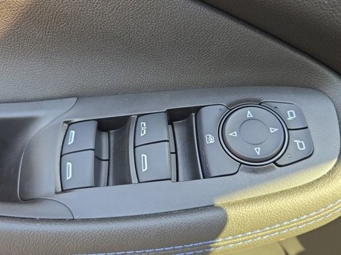 Certified 2025 Buick Encore GX Sport Touring image 12