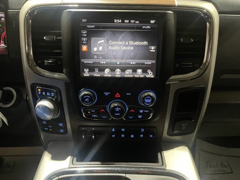 Used 2017 RAM 1500 Laramie image 13