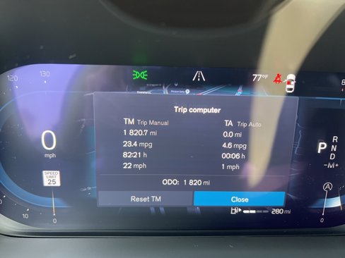 Certified 2025 Volvo XC60 B5 Ultra w/ Climate Package image 20