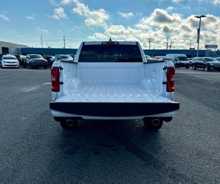 New 2026 RAM 1500 4x4 Crew Cab image 9