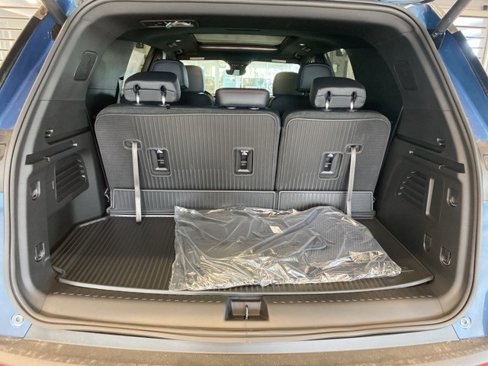 New 2026 Chevrolet Traverse Z71 w/ Enhanced Driving Package image 7