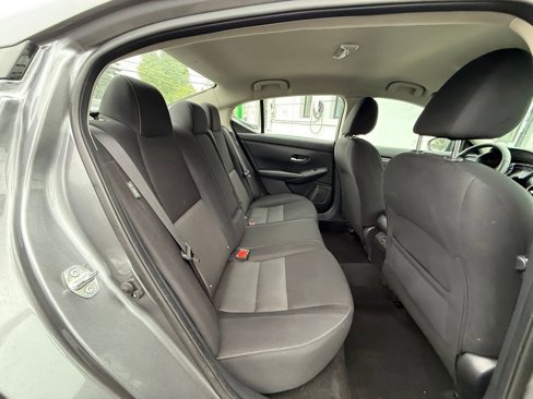 Used 2022 Nissan Sentra SV image 27
