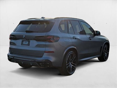 New 2026 BMW X5 M60i image 2