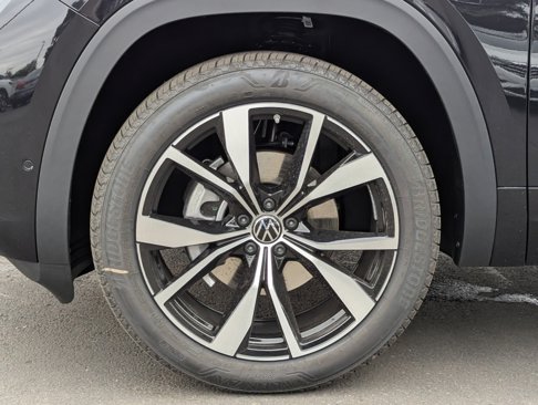 New 2026 Volkswagen Atlas Cross Sport SEL Premium R-Line image 42