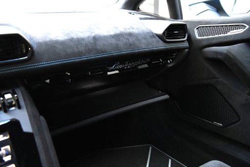 Used 2024 Lamborghini Huracan Sterrato image 18