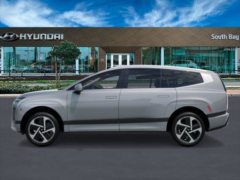 New 2026 Hyundai Ioniq 9 Calligraphy image 3