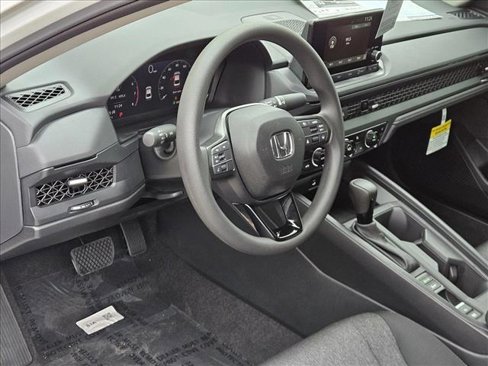 New 2025 Honda Accord SE image 3